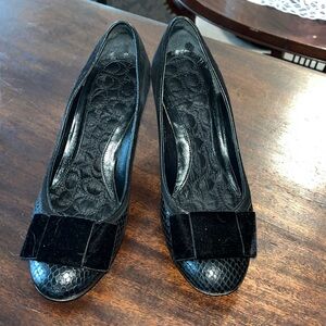 Vintage Coach Naomi heels 👠